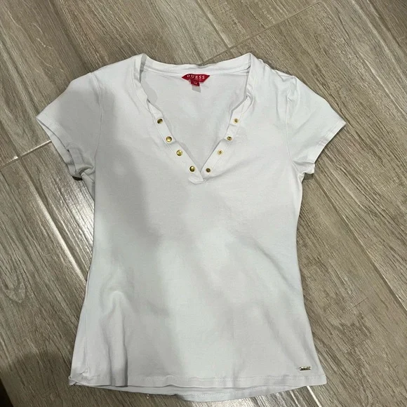 Clothing - Picture 5 of 16